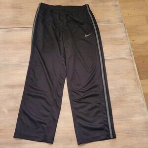 Nike Basketball Athletic Pants Men’s Sz Medium Black Sweatpants